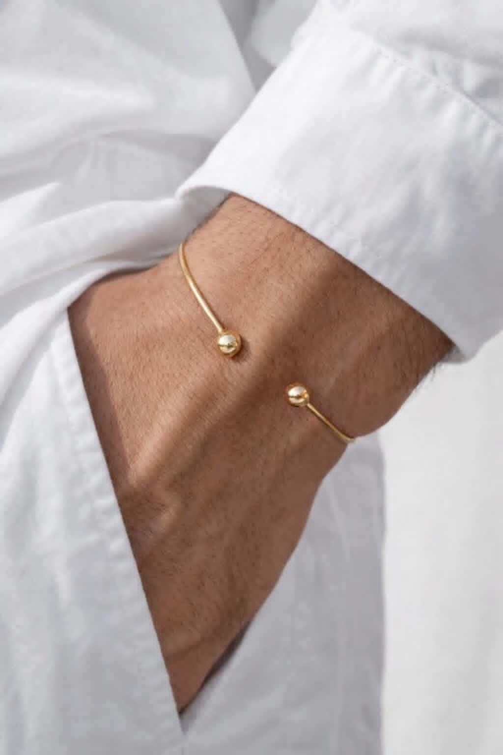 The Mono Cuff